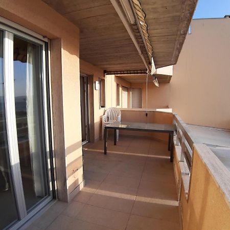 Appartement Cavalaire Face A La Mer Exterior foto